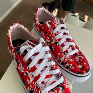 KEDS women’s Jump Kick Floral Sneaker